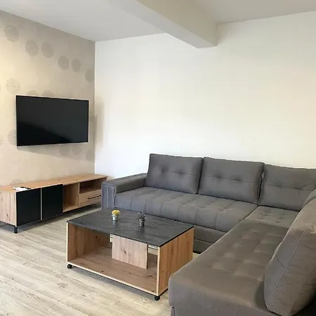 Apartman Jure Lägenhet