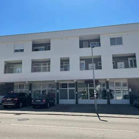 Apartman Jure Lägenhet *